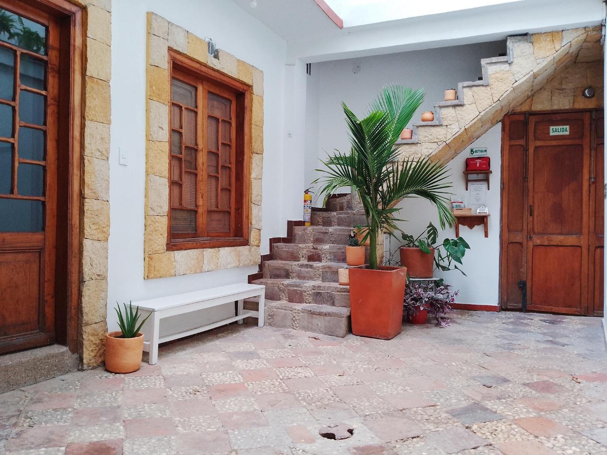 Bed and Breakfast Casita De Piedra Богота Экстерьер фото